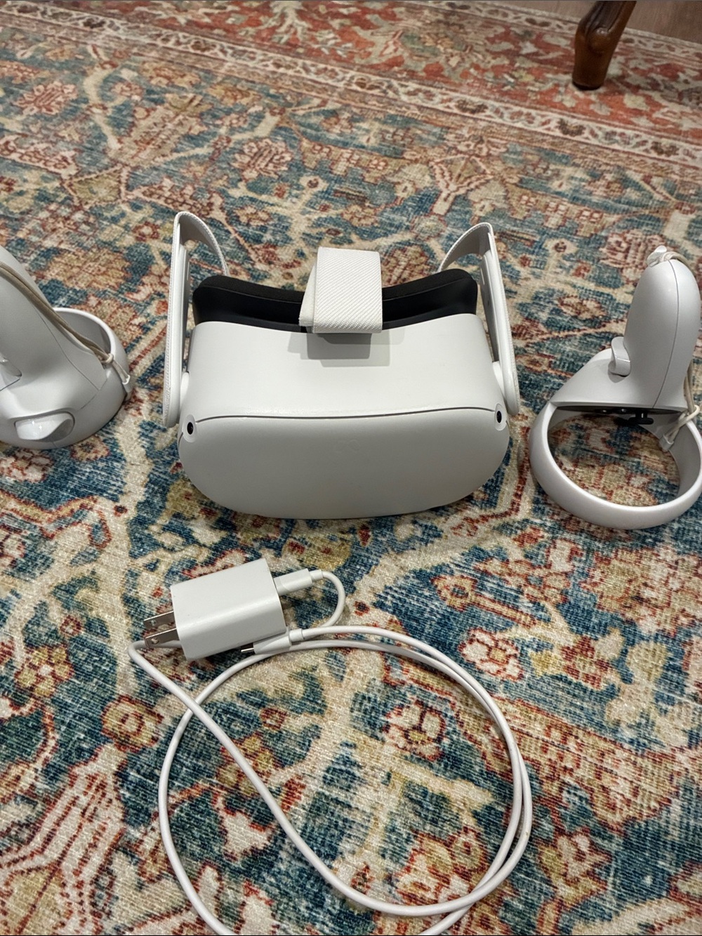 Quest 2 White VR Headset LEFT CONTROLLER DOESNT WORK